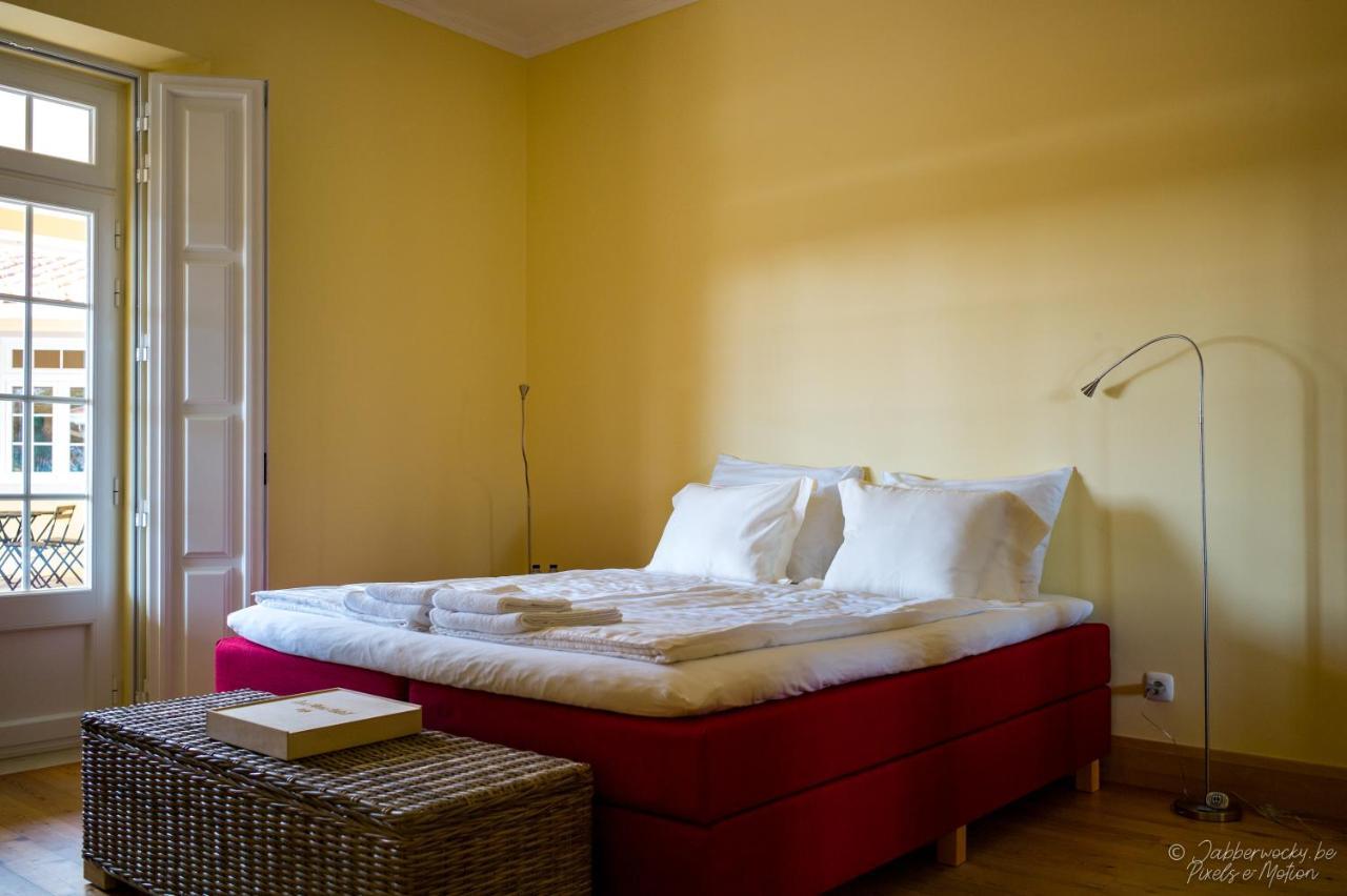 Nadadouro 카사 페드라 노브리 B&B 외부 사진