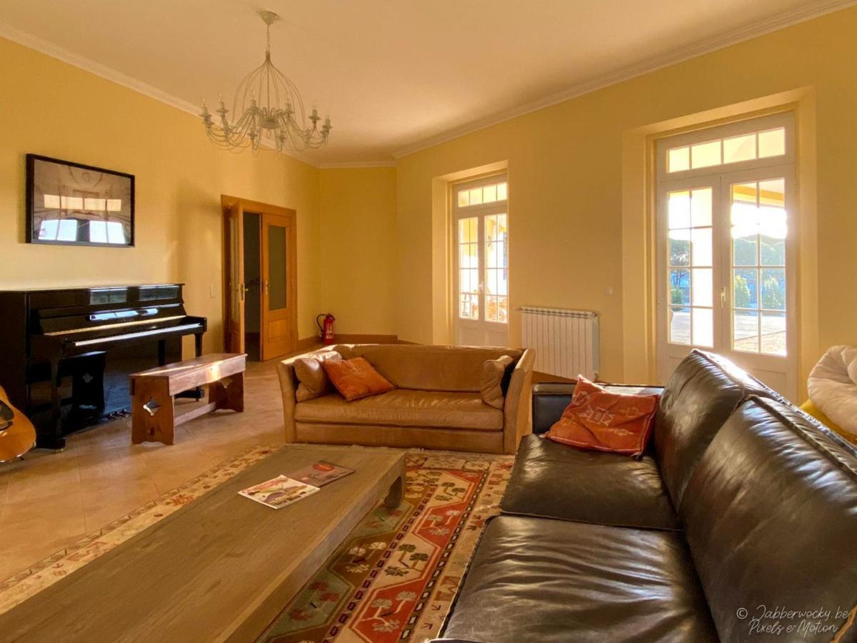 Nadadouro 카사 페드라 노브리 B&B 외부 사진